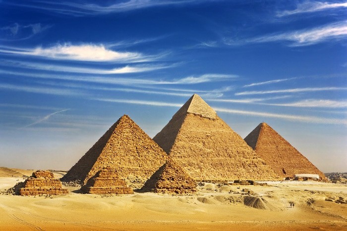 Set meravelles del mon antic piramides